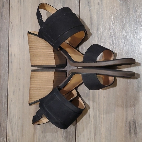 Universal Thread Women block heels sandals shoes  sz 8.5 - Picture 4 of 11